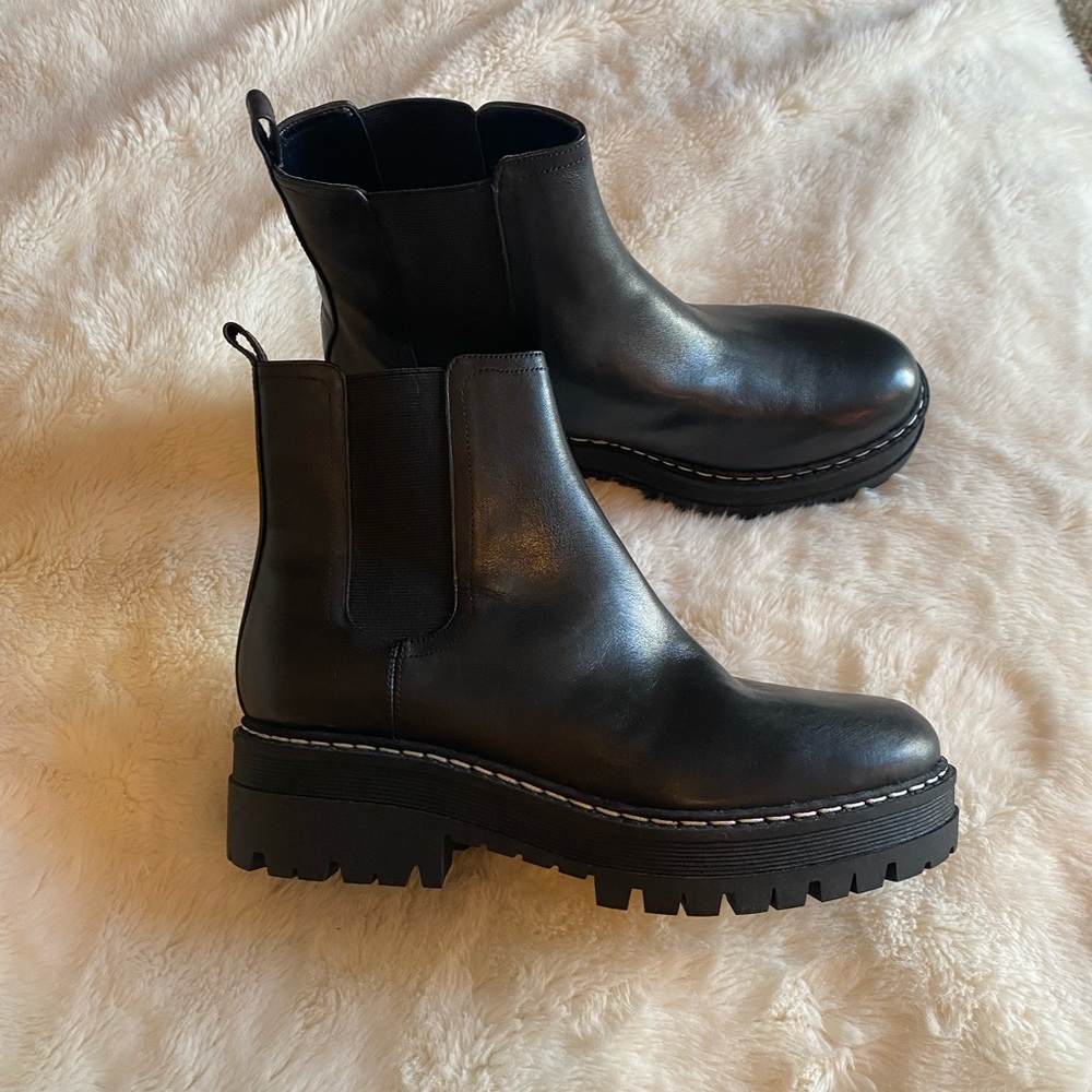 MARC FISHER LTD - SIZE 8/8.5